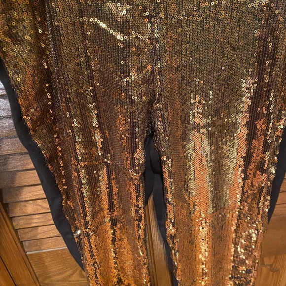 Torrid BNWT Black Gold Sequence Leggings - Picture 3 of 10